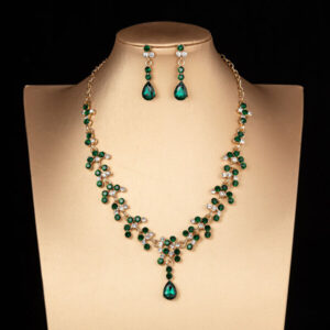 collar y aretes verdes